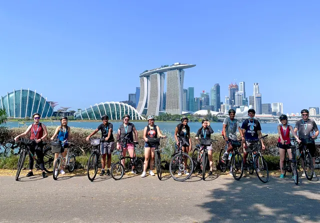 Let's Go Tour Singapore