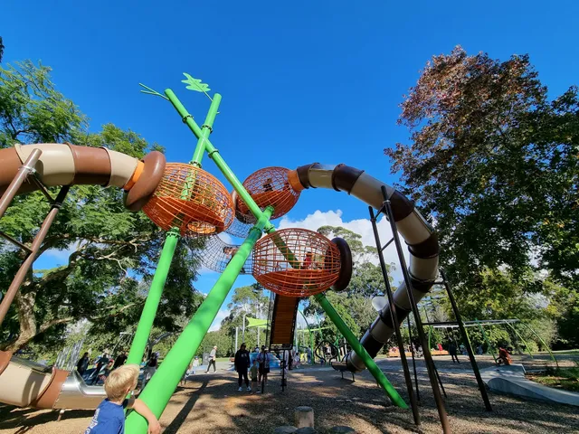 Western Springs Park Playground