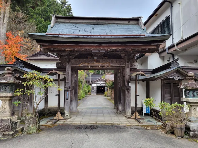 Houki-in Temple (Pilgrim's Lodging)