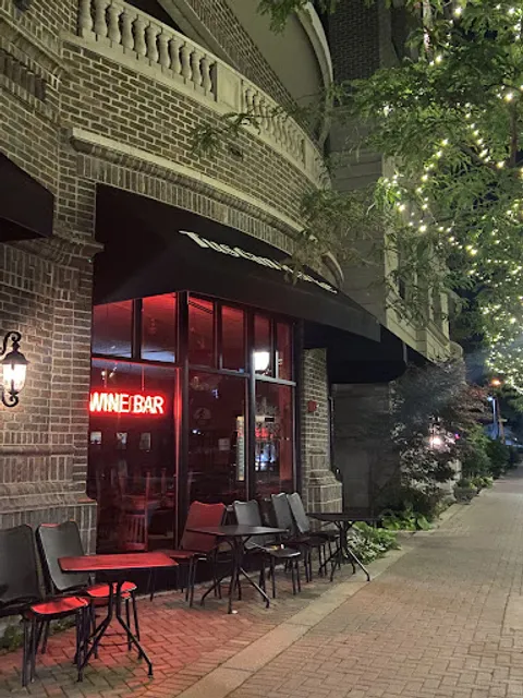 Tuscan Market & Wine Shop