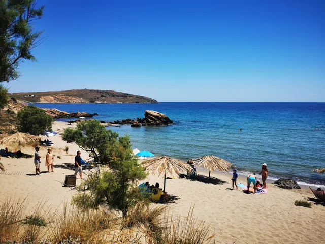 Paralia Kokkinovrachos