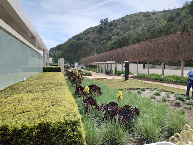 Fran & Ray Stark Sculpture Garden