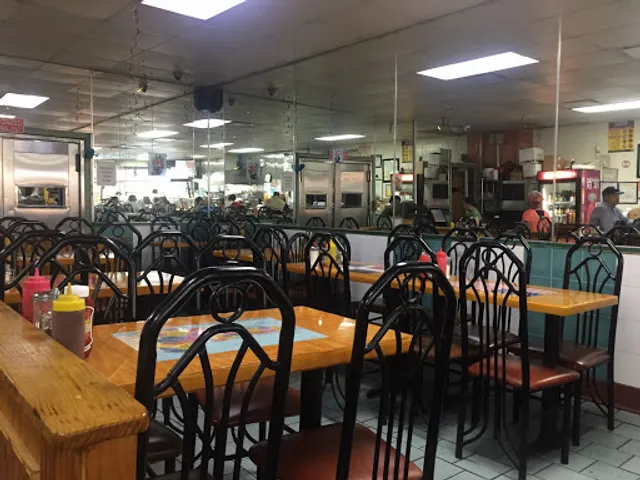 JJ Restaurant & Cuchifritos