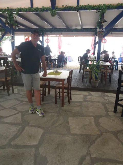 Στράτος-Stratos Beach restaurant