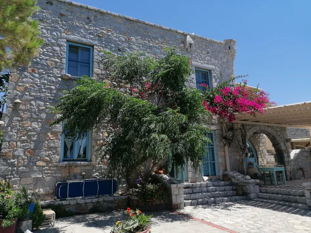 Elixirion Guesthouse