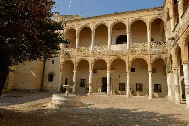 Castillo Palacio de los Ribera