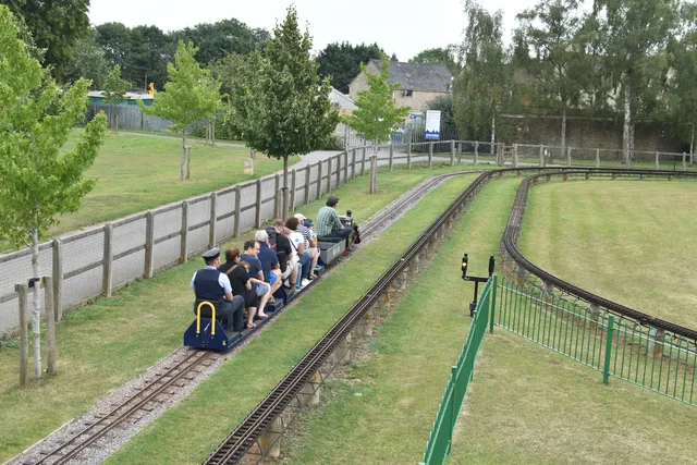 Cutteslowe Park Miniature Railway