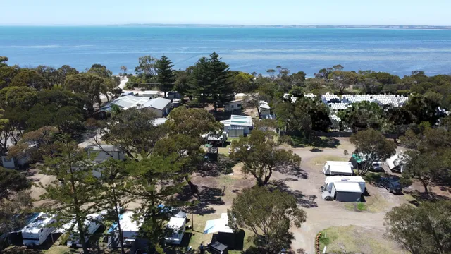 KI Caravan Park ~ Kingscote Tourist Park and Family Units