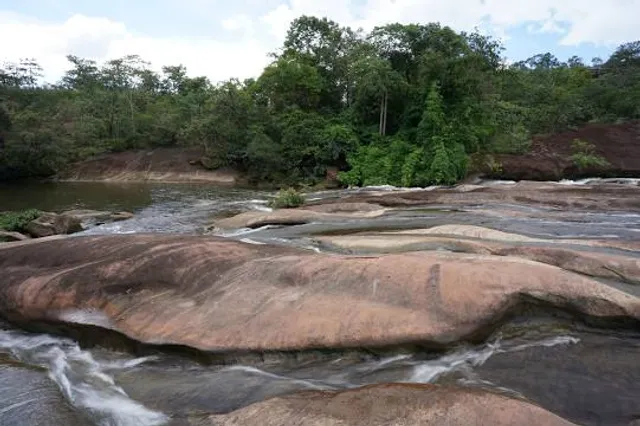 Namtok Chet Si Waterfall: The Waterfall of 7 Colours