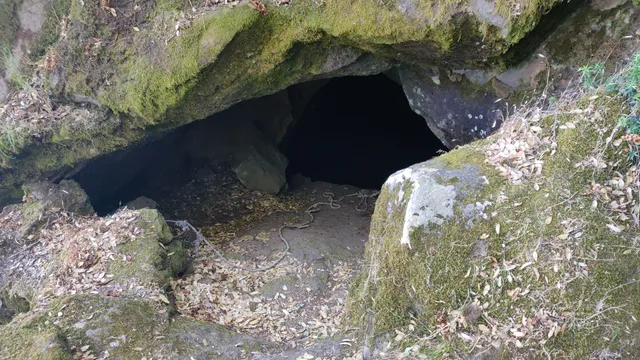 Grotta dei Briganti Pantelleria