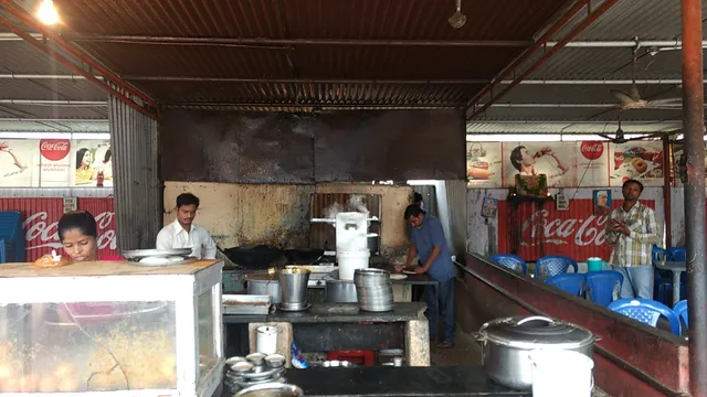 sree balaji tiffin center, chilukuru