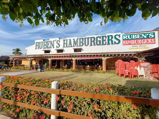 Rubens Hamburgers Ixtapa