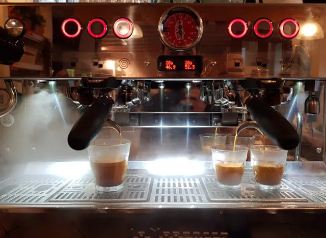 Mayra's living room Café