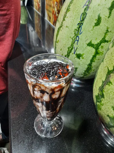 Sunil Sandwich / Gaurav Juice & Snacks