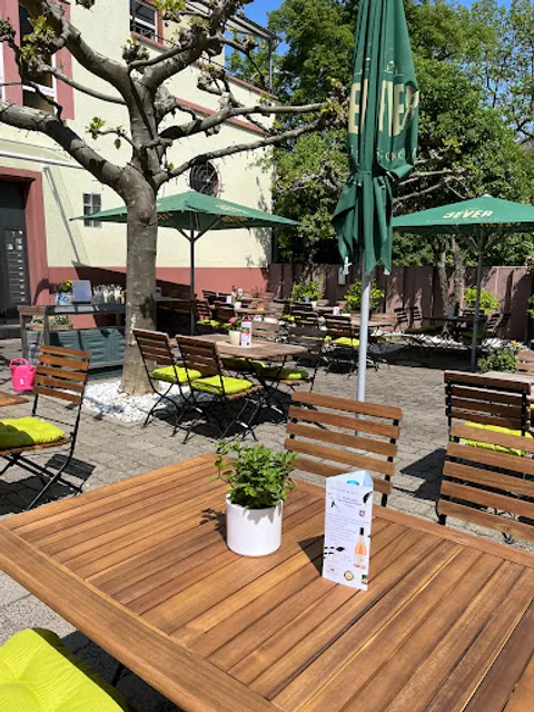 Justus im Hessischen Hof