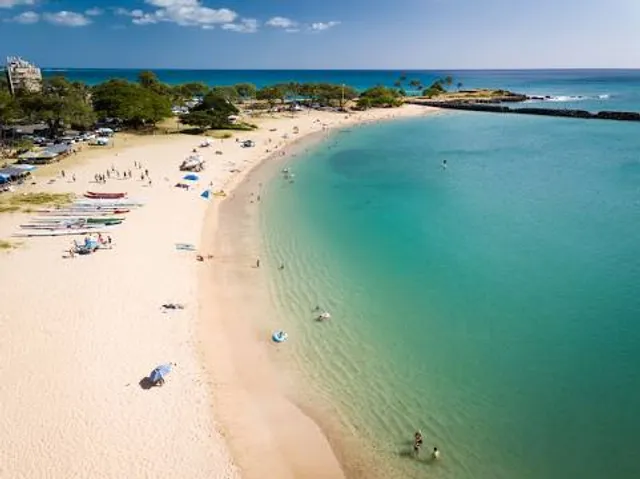 Pōkaʻī Bay Beach Park