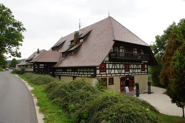 Kunststiftung Hohenkarpfen e. V.