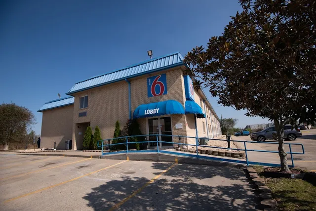 Motel 6 New Iberia, LA