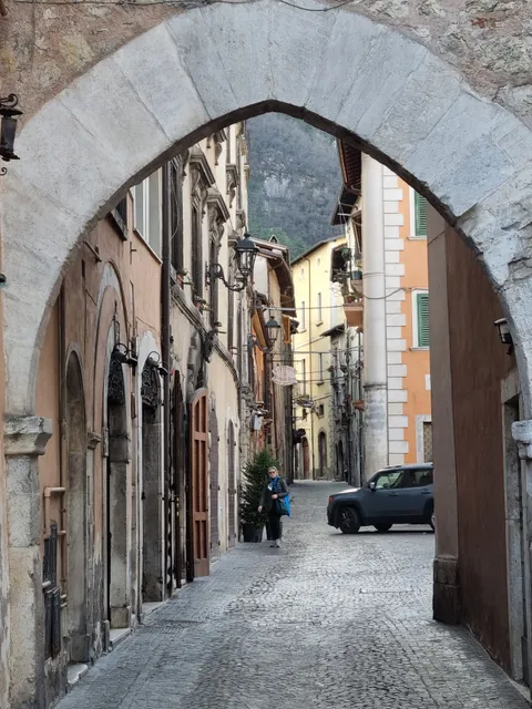 Porta dei Marsi