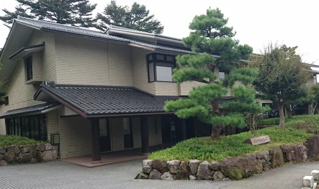 Kanazawa Utatsuyama Kogei Kobo