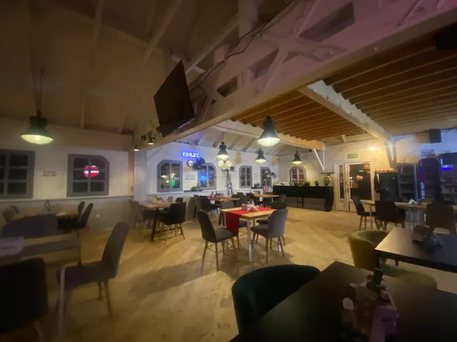 Manufaktura Grill House, Restauracja, Chrzciny, Komunia, Urodziny, Imprezy firmowe, Grill, Stypy, Rocznice