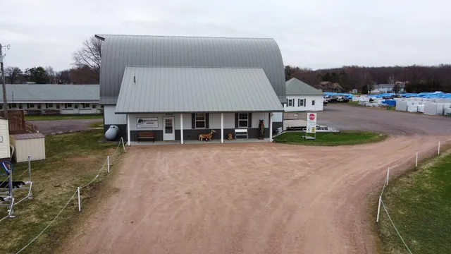 Mikana Marine & Resort