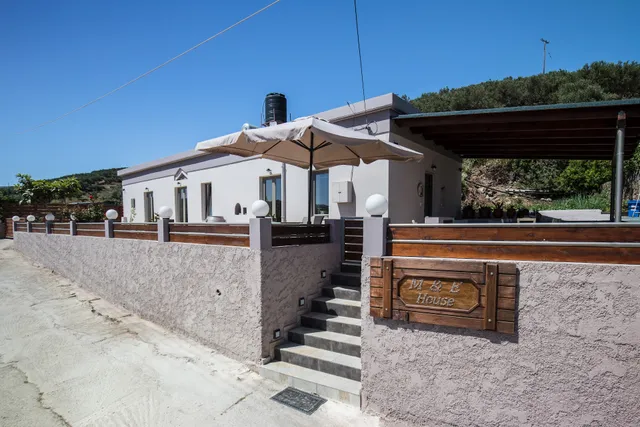 M&E Kissamos sea view house