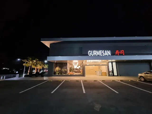 Gurmesan Sushi