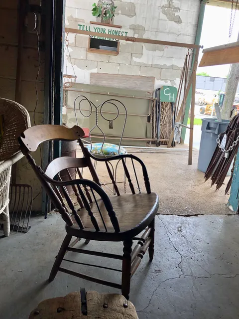 Salvage Antiques Camp Hill