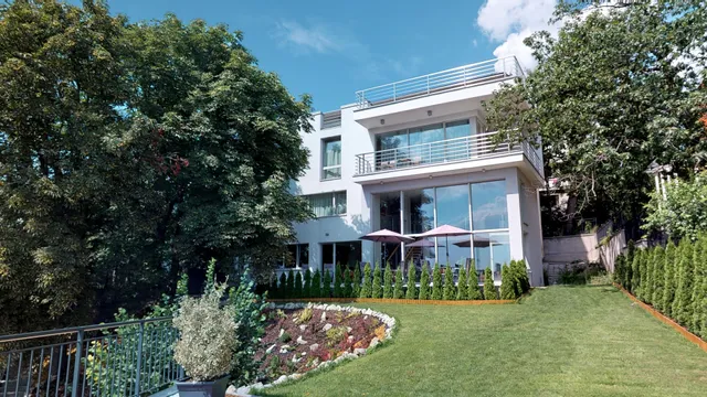 River View Apartments