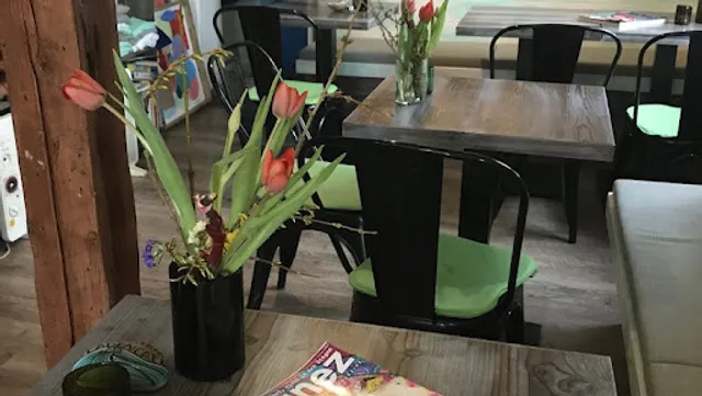 Warnefornien LadenCafe'