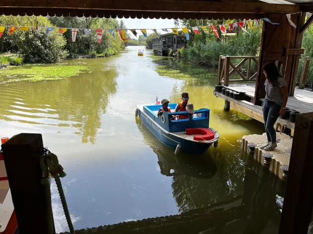 Port miniature lac de Frace