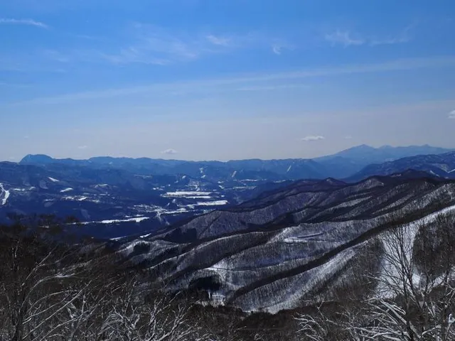 White World Oze Iwakura