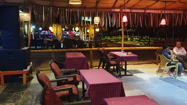 Sea Rock Beach Shack - Multi Cusino