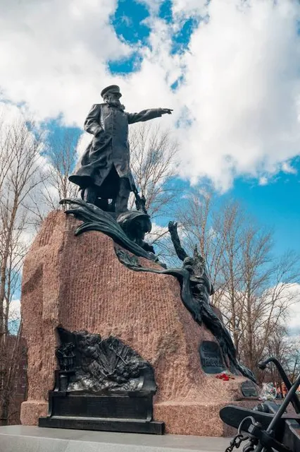 Monument to Admiral Stepan Makarov