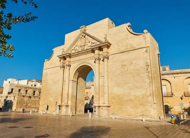 Porta Napoli