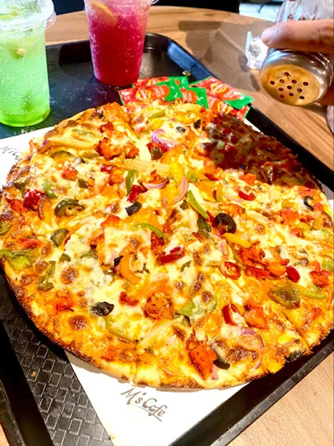 Meal’s pizza (City Center)