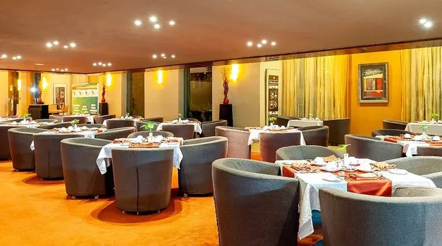 Nyanja & Lake Terrace Restaurants