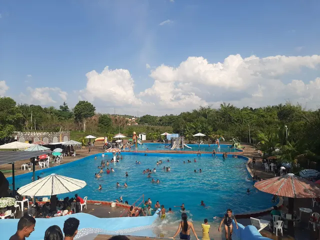 Parque Aquático Tropical Clube