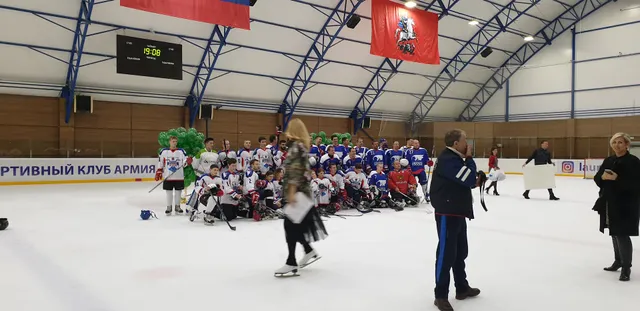 Ледовая арена «СНЕЖНЫЙ БАРС»