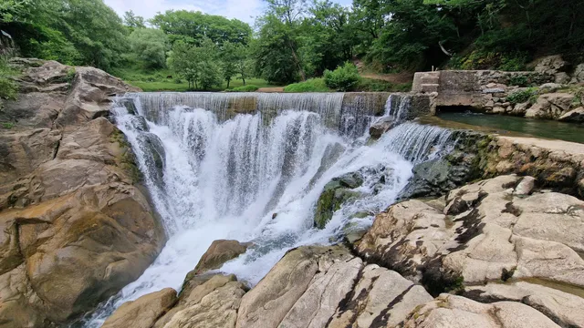 Samtsvera️ Waterfall