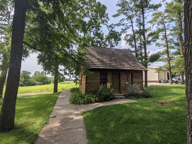 Forest Park Museum and Arboretum