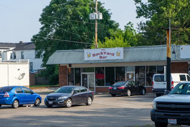 Backyard Bar