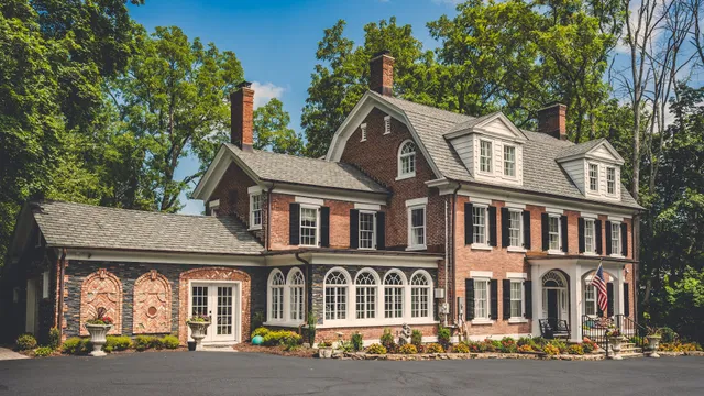 “The Brick House Farm” Inn & Wedding Venue