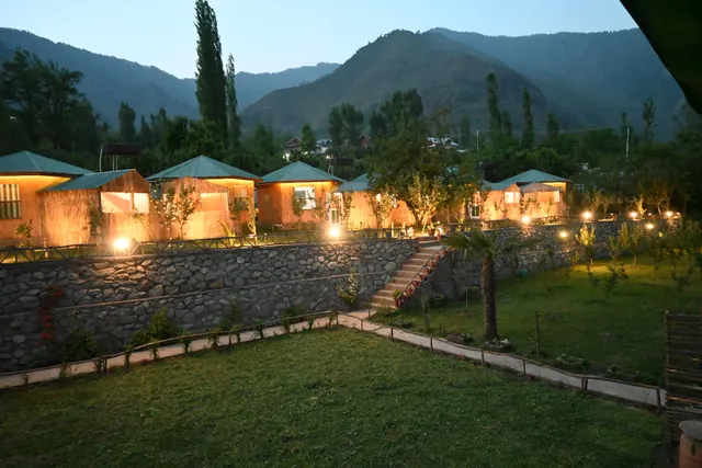 The Eco Village Resort Srinagar/ Best Resort in Kashmir