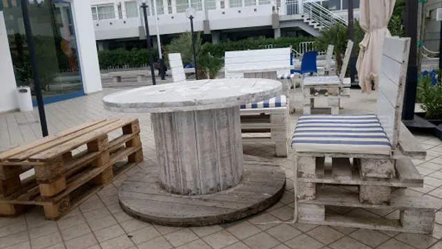 Chalet Sylvia by SONS