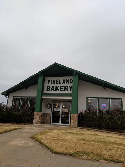 Pineland Bakery