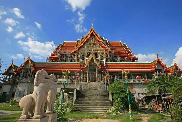 Wat Bua Khwan
