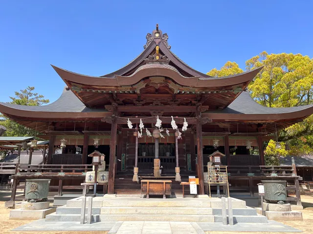 Shirotori Shrine