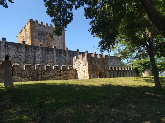 Castillo de Muñatones Gaztelua